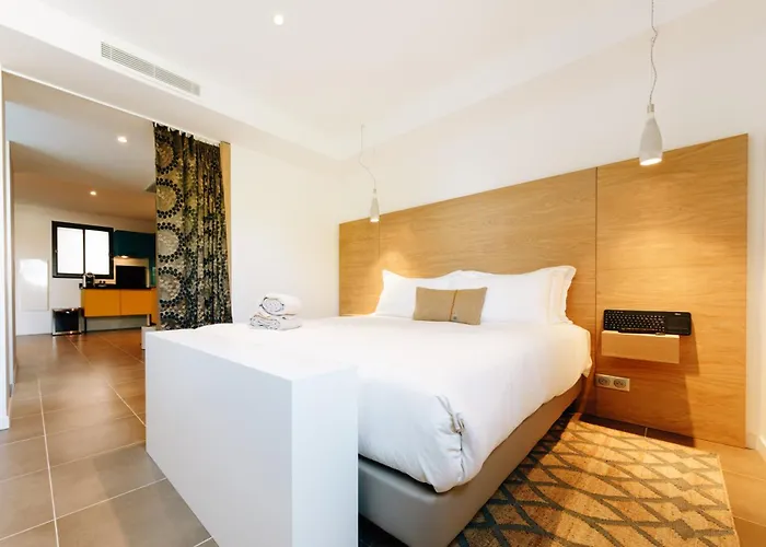 Aparthotel Citta Di Lume Suites&lofts 4*