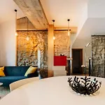 Citta Di Lume & Lofts 4* 维琪奥港