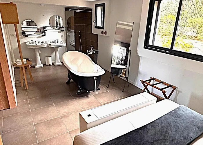 Citta Di Lume & Lofts 4* Порто-Веккіо